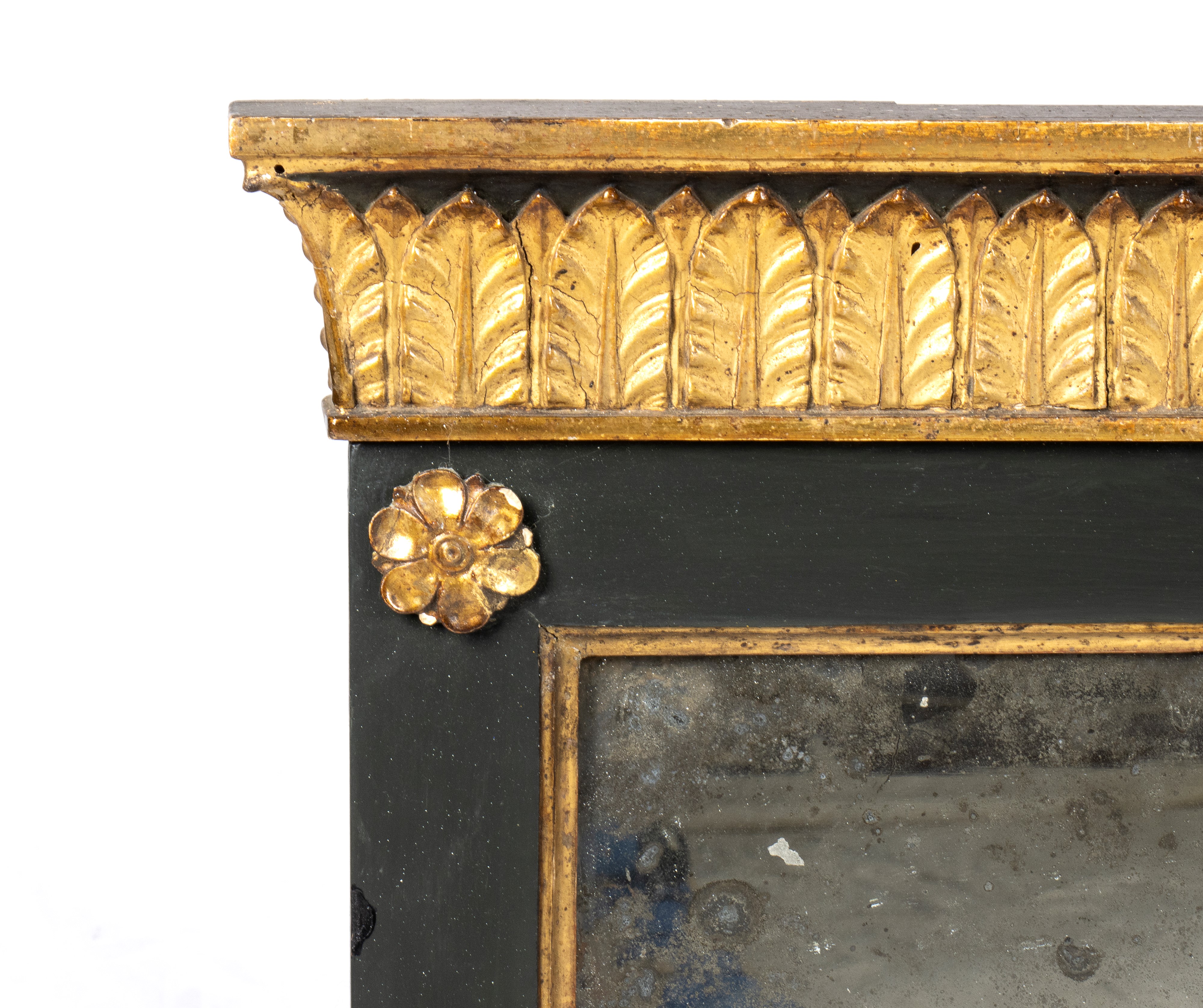 Caminiera Italiana Impero in Legno di Noce