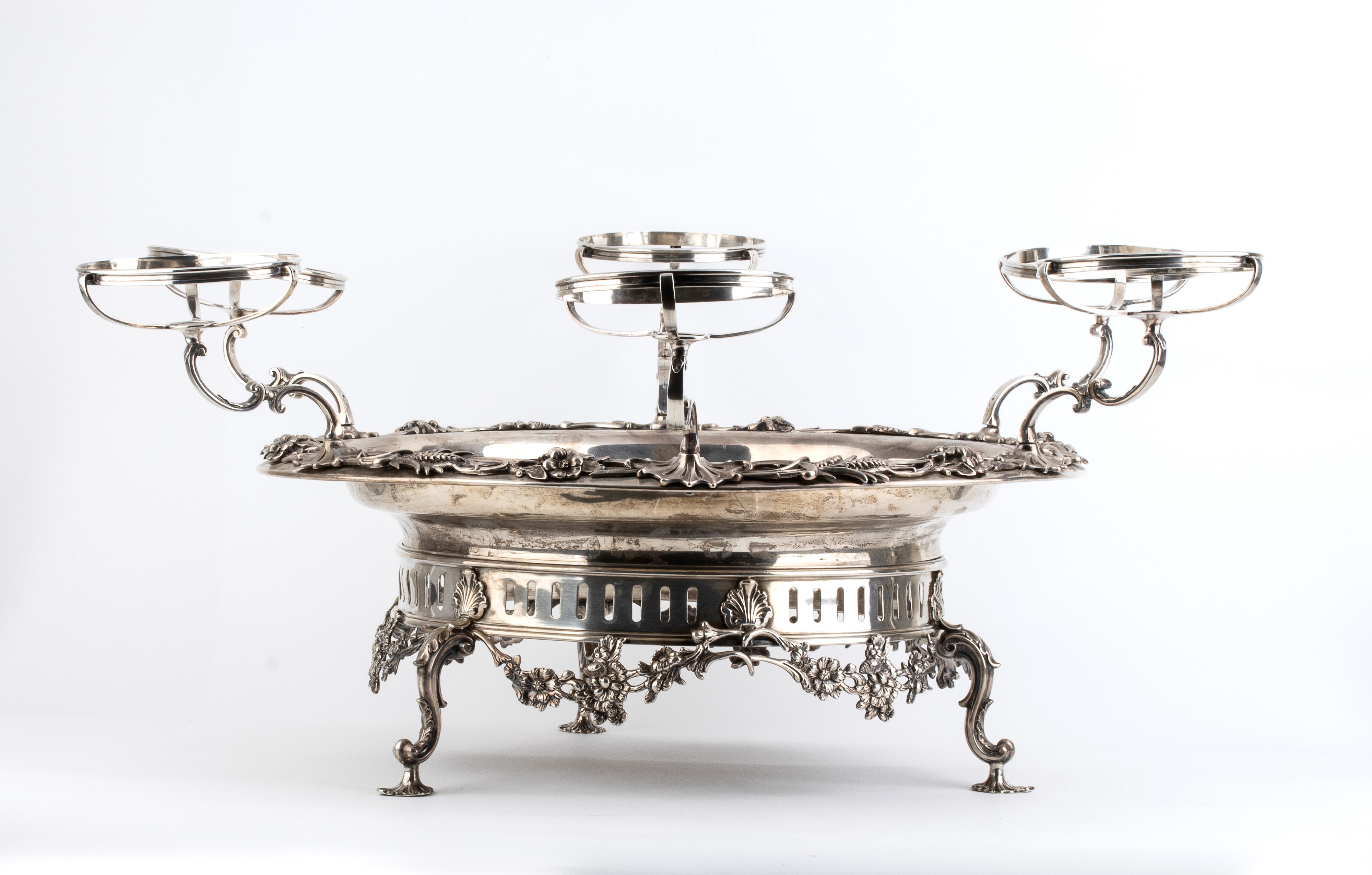 Edward Barnard & Sons Ltd - Centrotavola Vittoriano Inglese in Argento