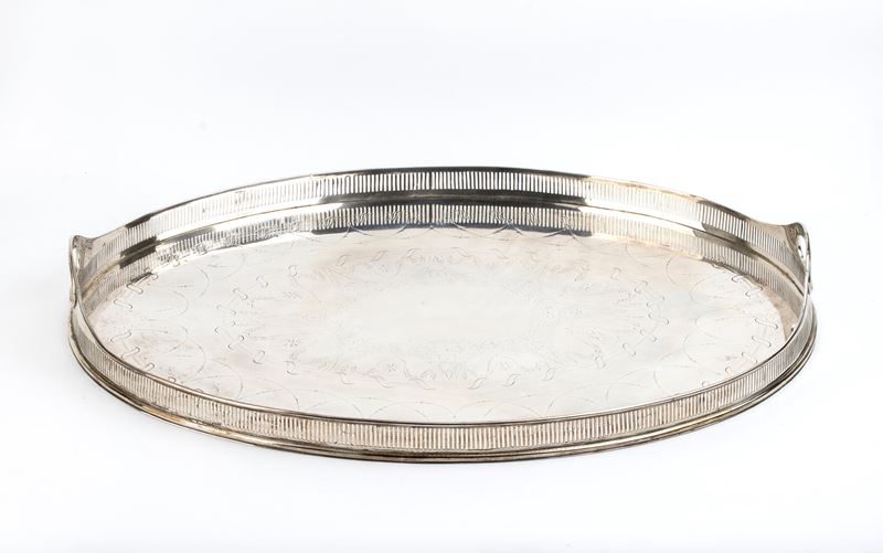 William Hutton & Sons (edward Hutton) - Vassoio Vittoriano Inglese in Argento