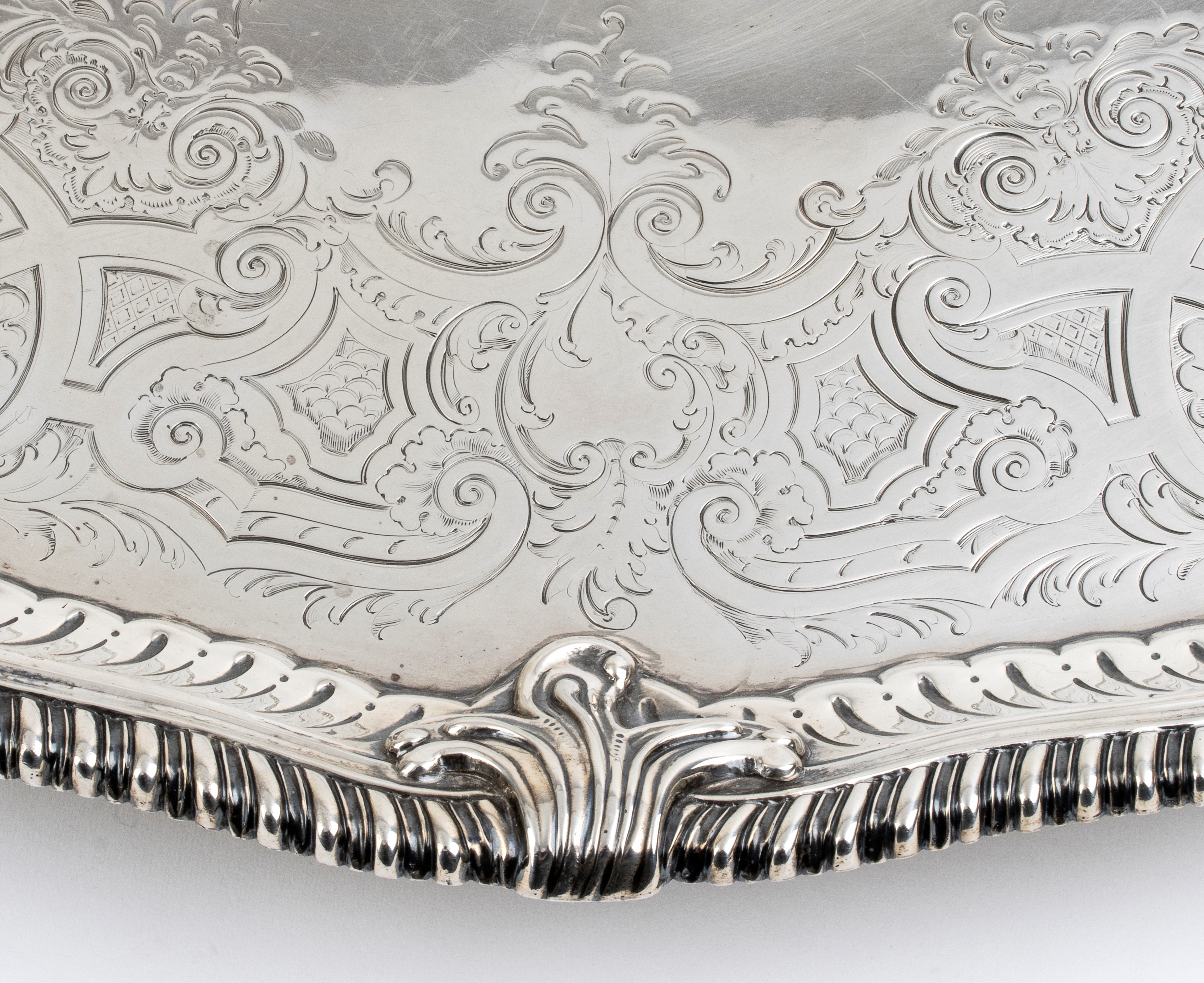 R & S Garrard & Co - Importante Salver Vittoriano Inglese in Argento