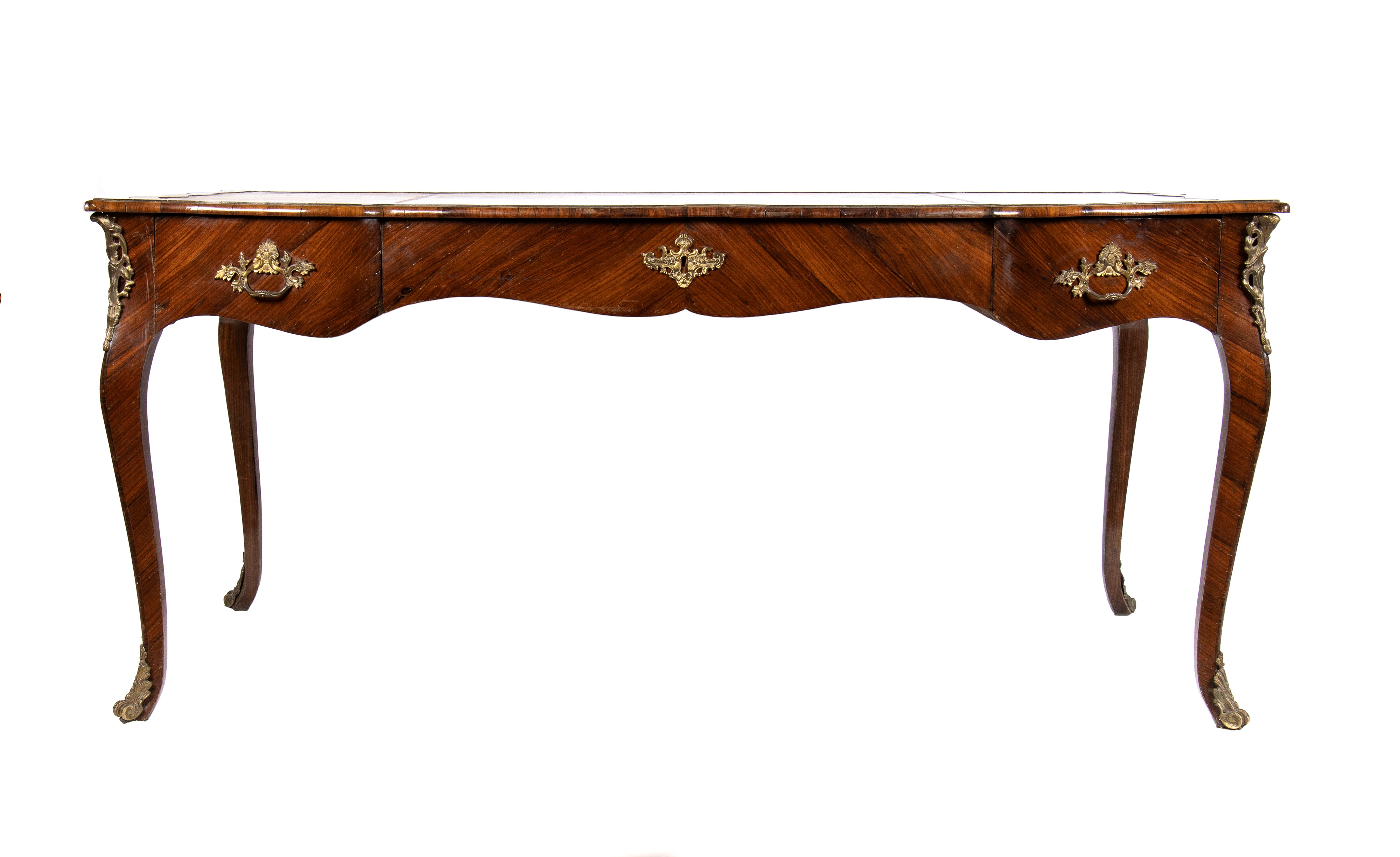 Bureau Plate Francese con Poltrona Chesterfield