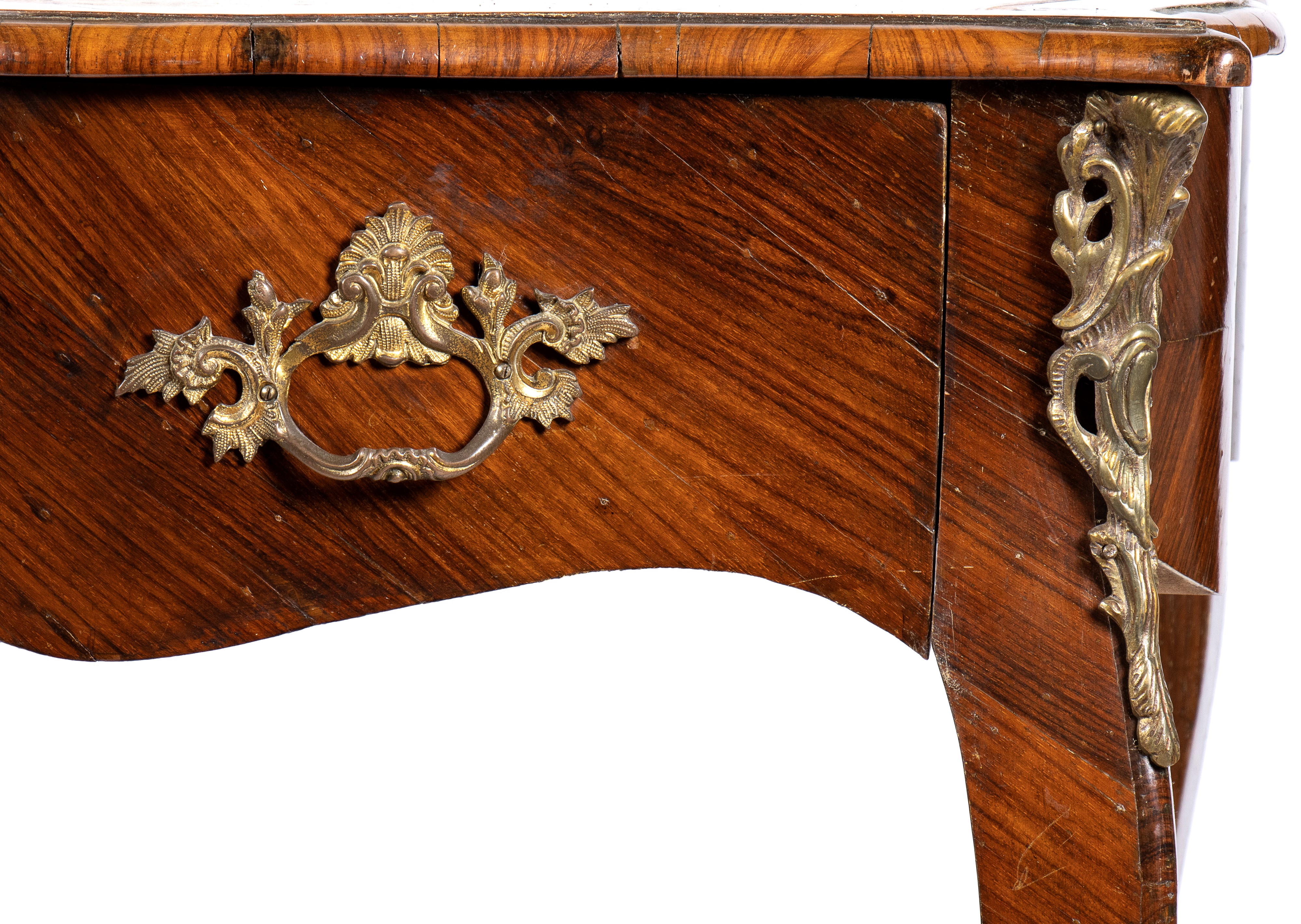 Bureau Plate Francese con Poltrona Chesterfield