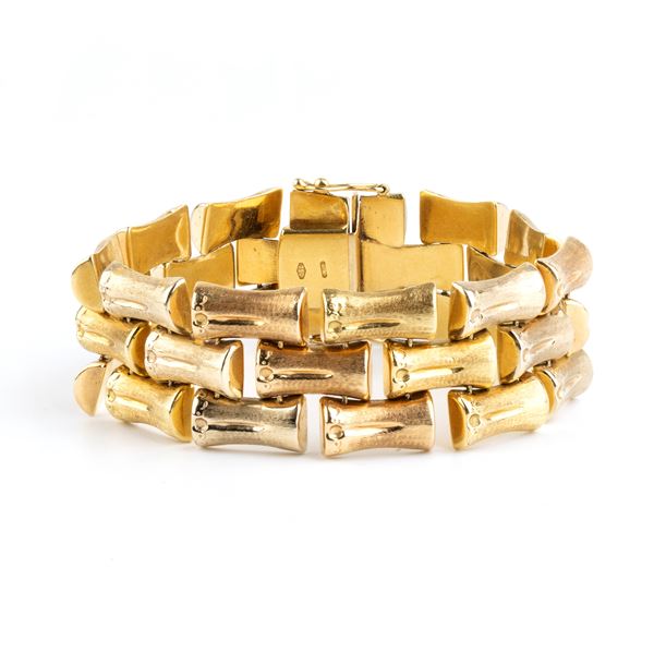 Gold bracelet bamboo motif