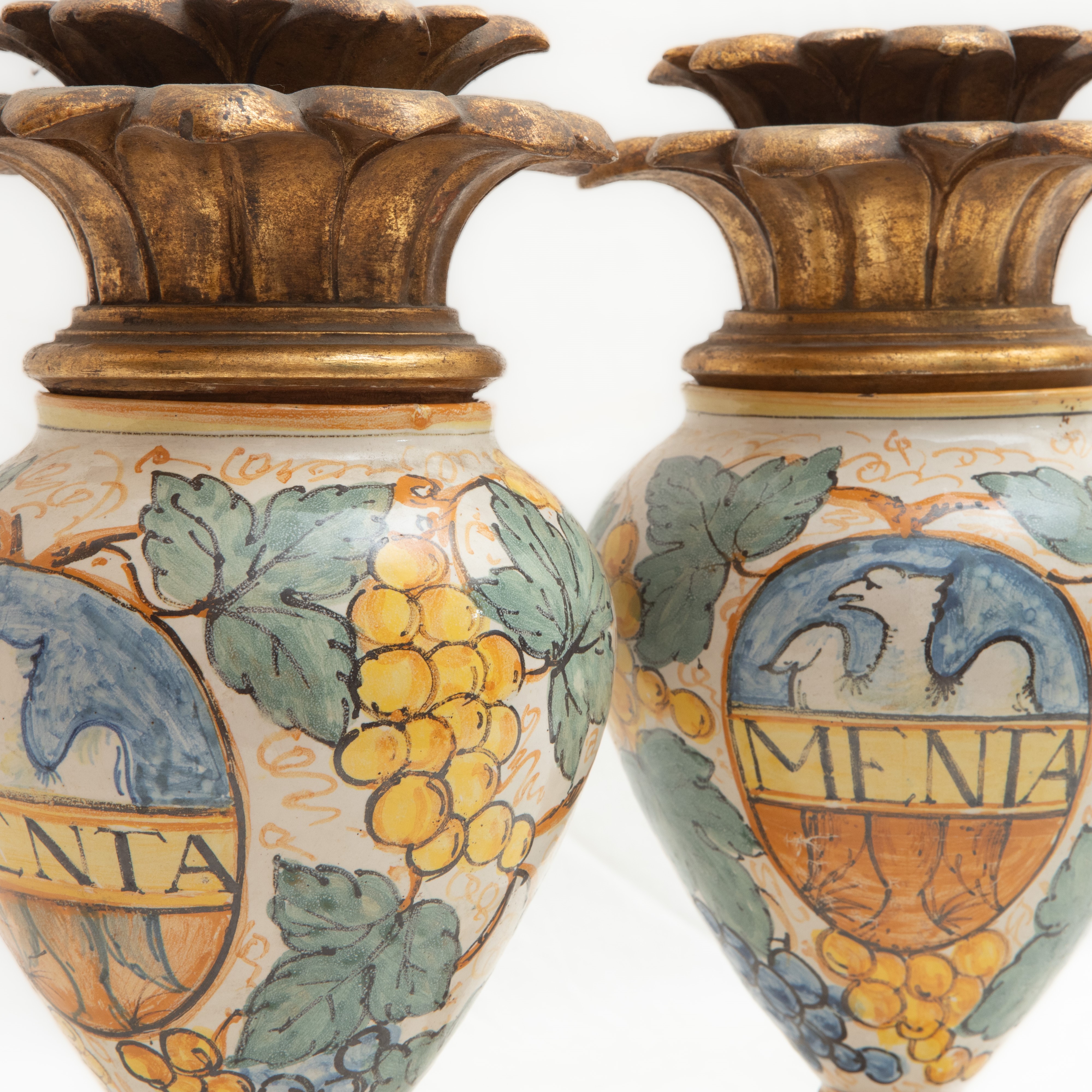Coppia di Vasi in Ceramica Policroma