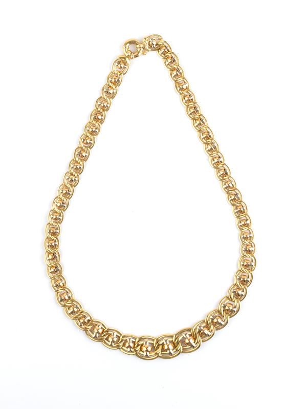 Chain link gold necklace 