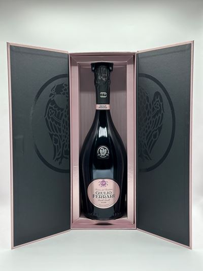 Fratelli Lunelli Ferrari, Giulio Ferrari Riserva del Fondatore Rosé Trentodoc