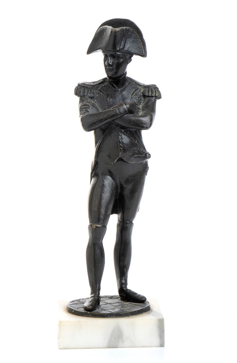 Piccolo Bronzo di Napoleone con Base in Marmo Bianco