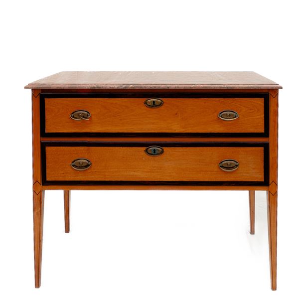 Dresser with two drawers,