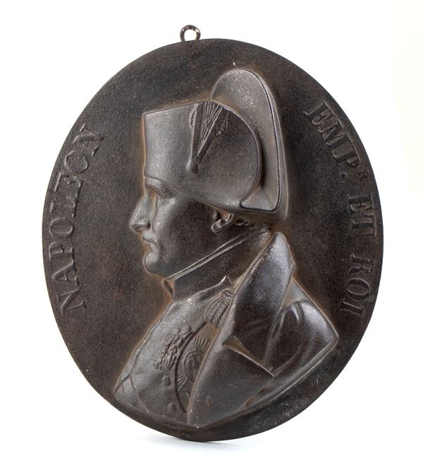 Placca ovale in bronzo raffigurante il busto di Napoleone
