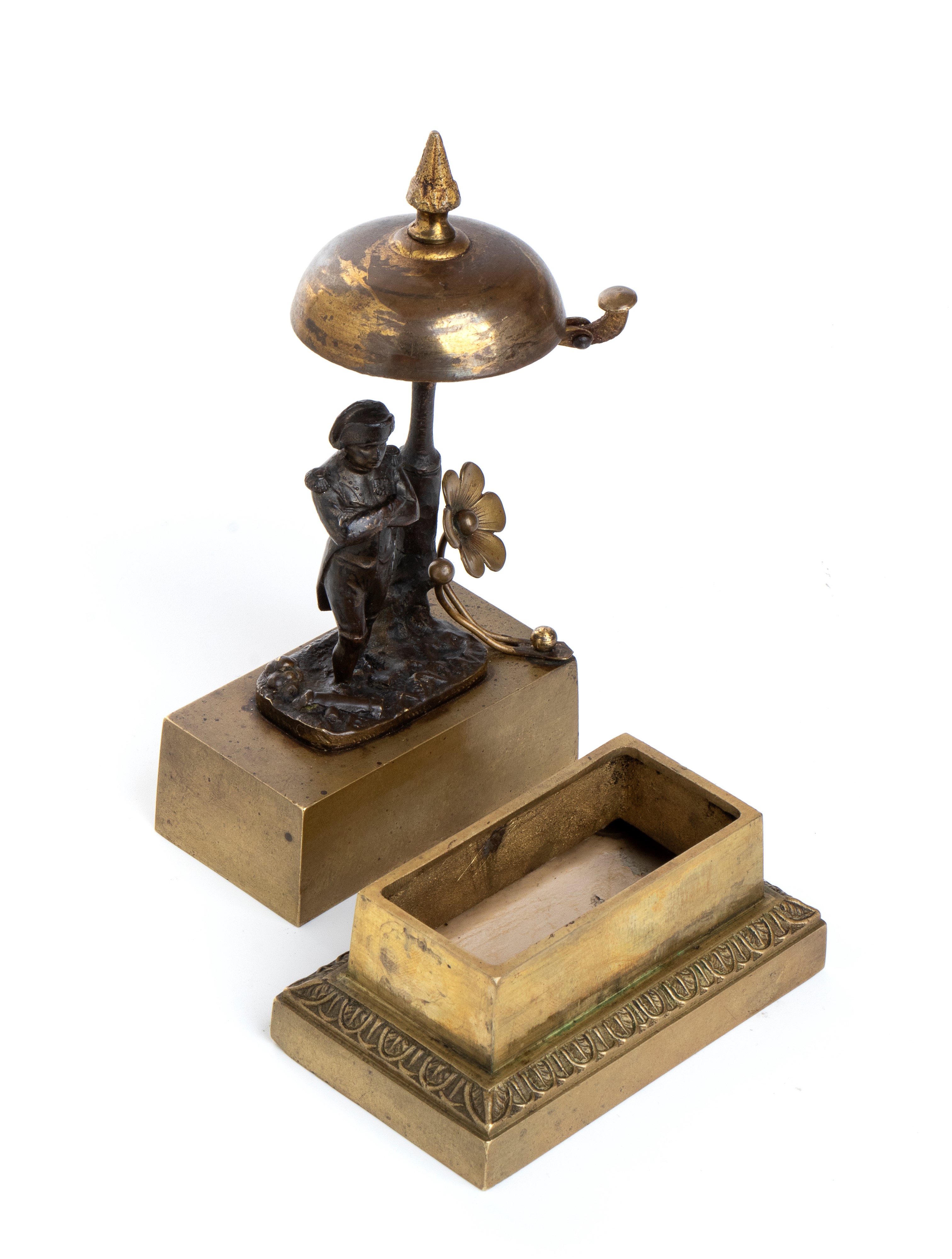 Campanello in Bronzo con Statuina di Napoleone in Piedi