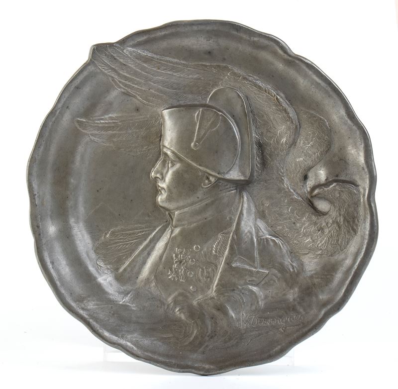 Grande Placca Circolare in Peltro con Busto di Napoleone e Aquila Imperiale