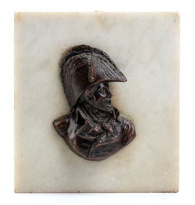 Presse Papier in Marmo Bianco con Busto in Bronzo del Maresciallo Michel Ney