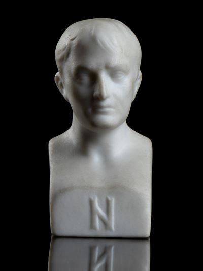 Piccolo Busto di Napoleone in Porcellana
