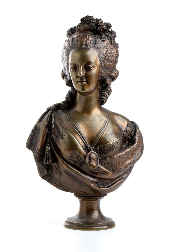 Grande busto in bronzo di Maria Antonietta