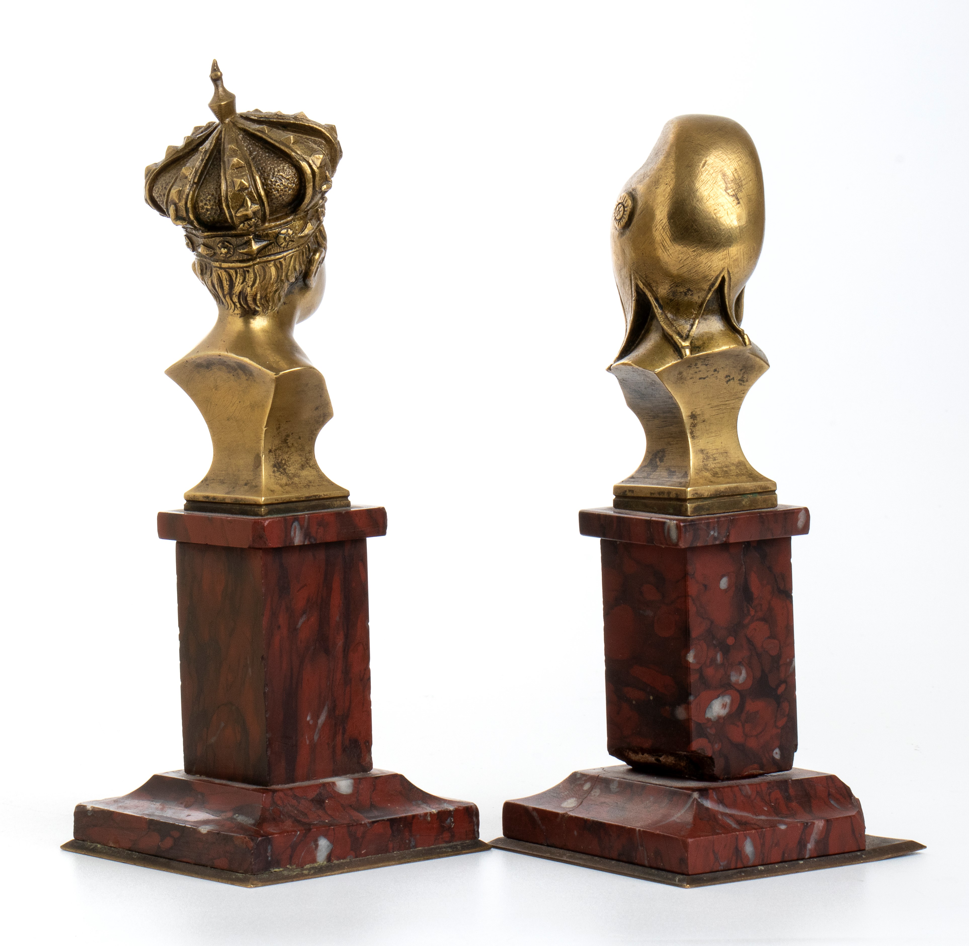 “jean Qui Rit” e “jean Qui Pleure” in Bronzo con Base in Marmo Rosso
