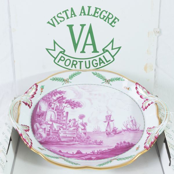 Polychrome porcelain tray,