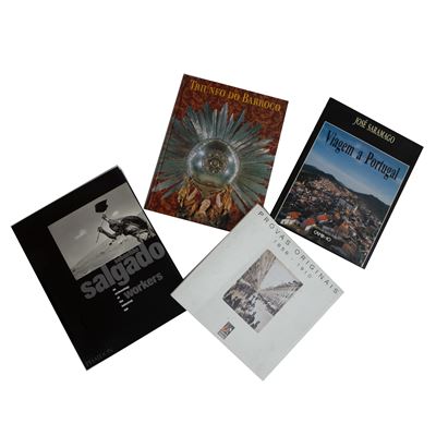 Lotto di Quattro Volumi a Soggetti Differenti