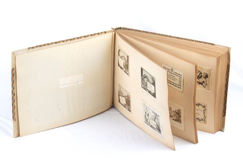 Prestigiosa Collezione di Biglietti da Visita del '700 '800