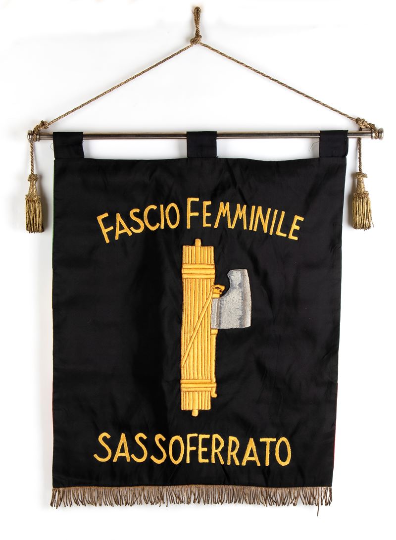 Labaro del Fascio Femminile di Sassoferrato
