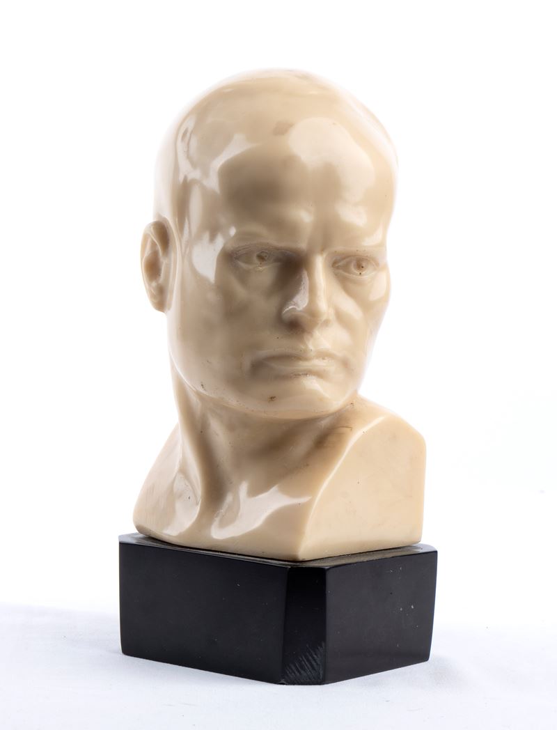 Mussolini, Benito (dovia di Predappio, 29 Luglio 1883 – Giulino di Mezzegra, 28 Aprile 1945)