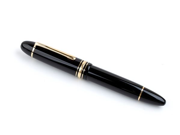 MONTBLANC Meisterstuck 149: penna stilografica, pennino in oro 14K