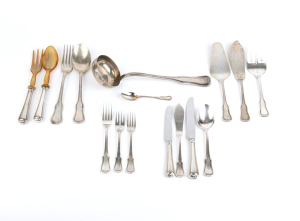 Silver cutlery service of 12, 126 pieces - Italy 20th century, mark of Ricci