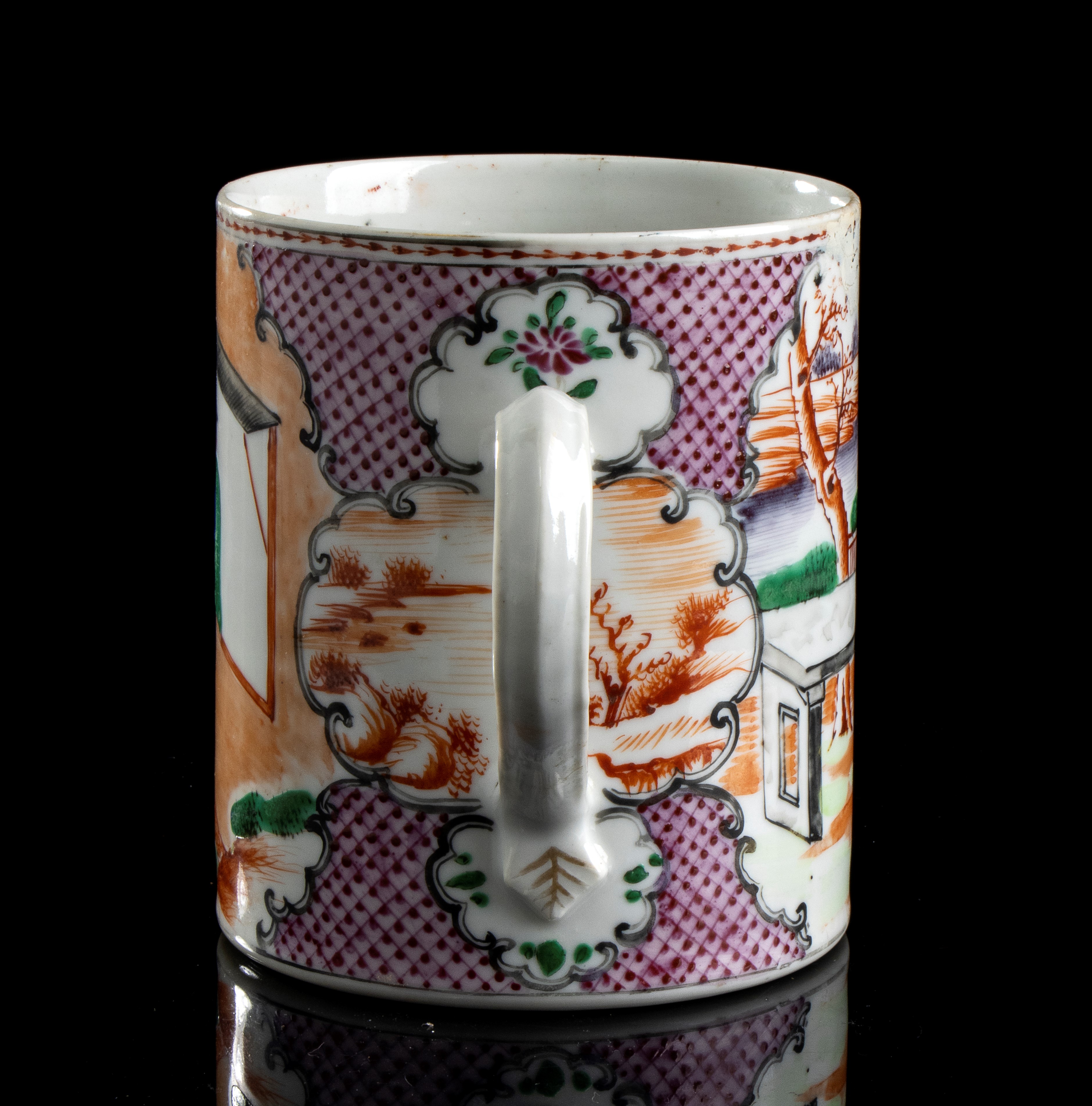 BOCCALE IN PORCELLANA 'FAMIGLIA ROSA'