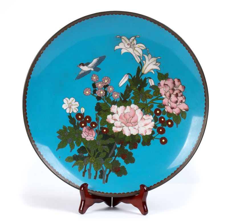 Piatto in Metallo con Decoro a Smalti Cloisonné