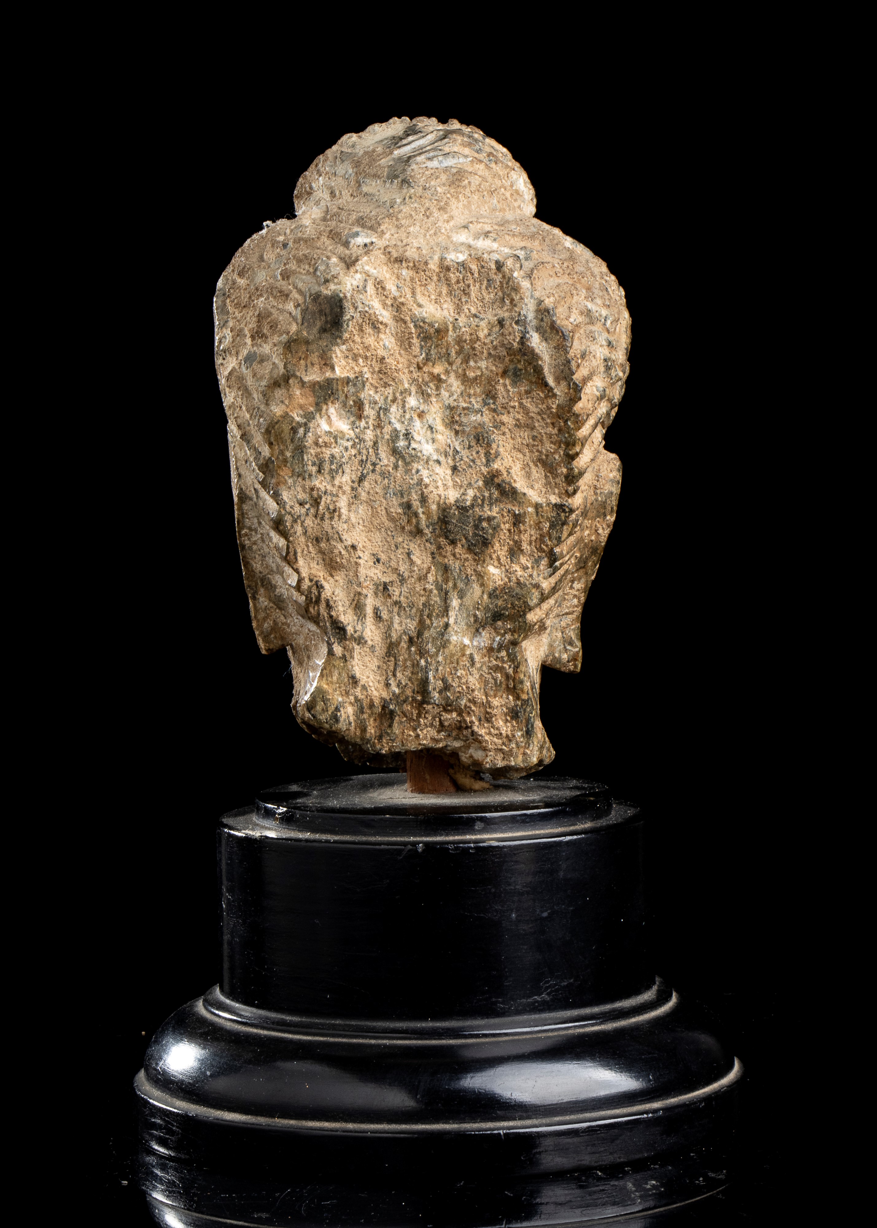 TESTA DI BUDDHA IN PIETRA