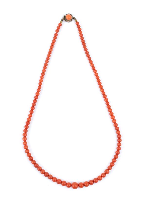 Mediterranean coral necklace 