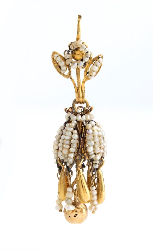 Oreficeria siciliana - Gold pendant with pearls