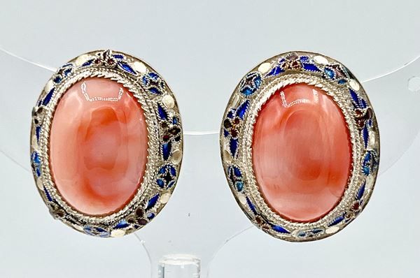 Silver earrings with coral