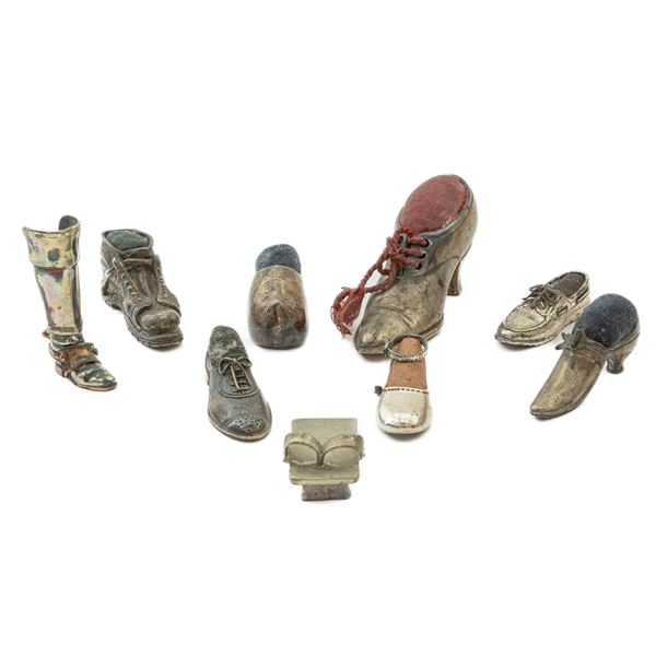 Collection of thirty-four footwear models in 800/1000 silver