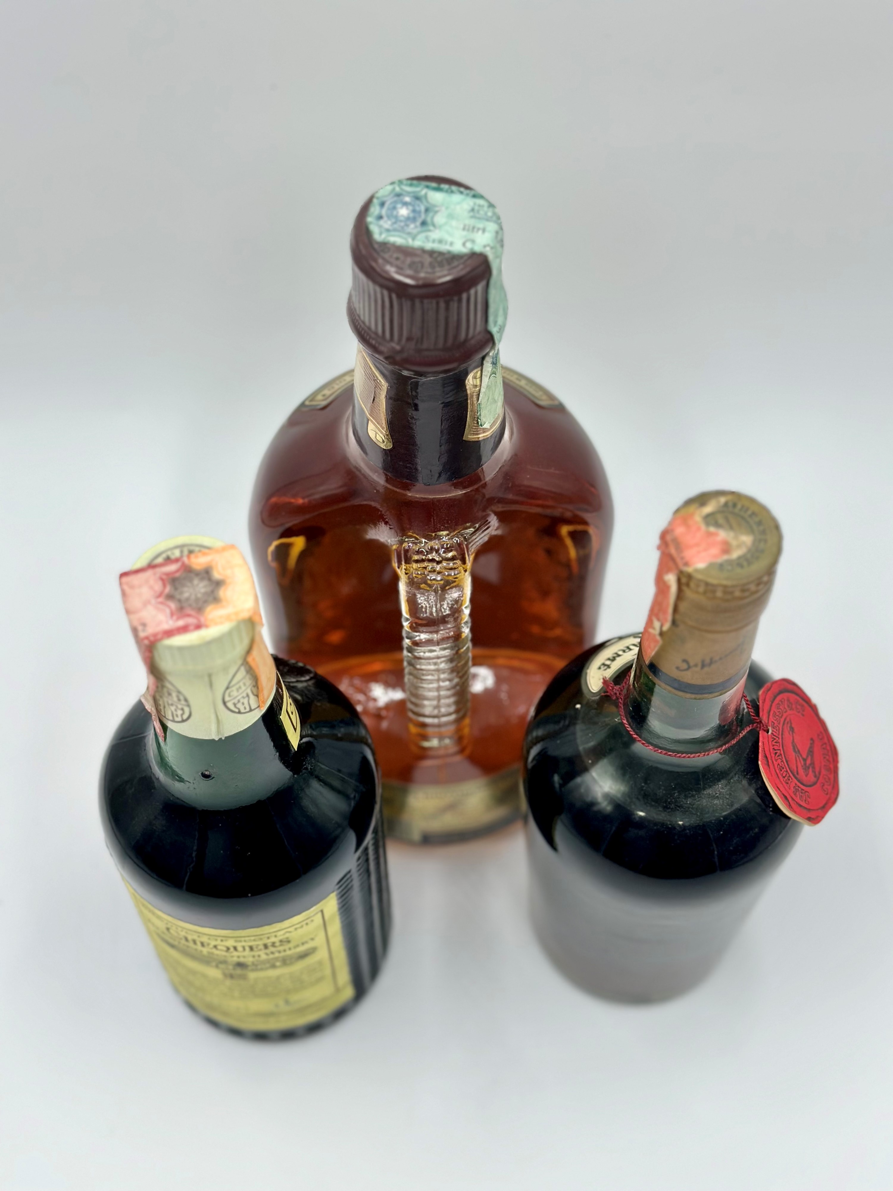 Chequers - Chivas Regal - Hennessy Cognac