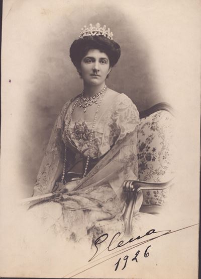 Foto Autografata della Regina Elena