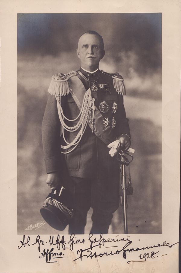 Foto autografa di Vittorio Emanuele III