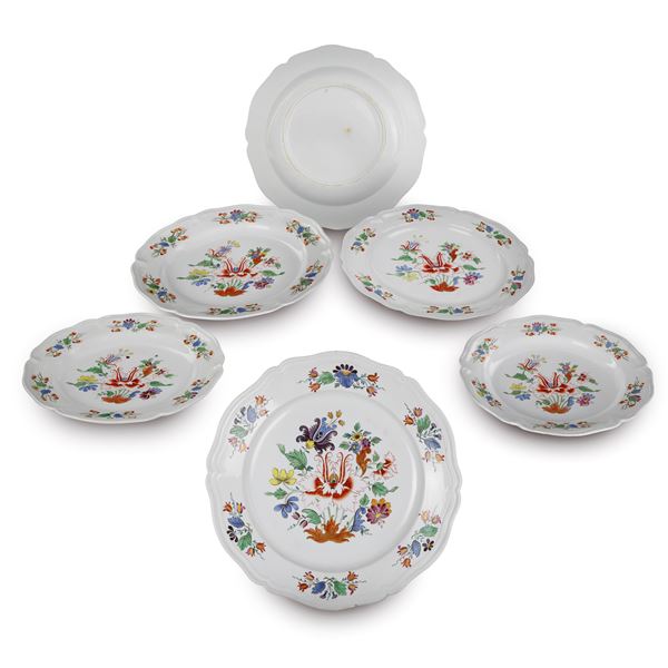Lot of six porcelain plates
