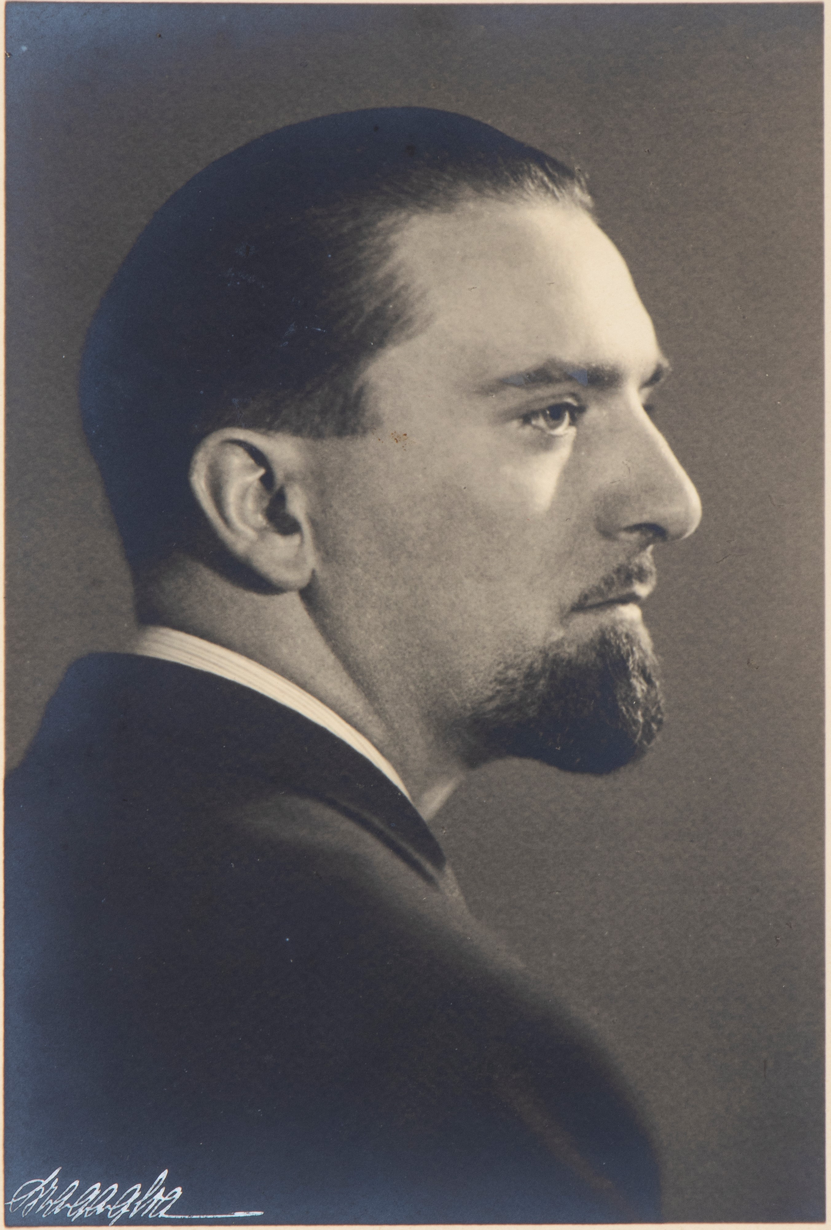 Grandi, Dino - Conte di Mordano (mordano, 4 Giugno 1895 – Bologna, 21 Maggio 1988)