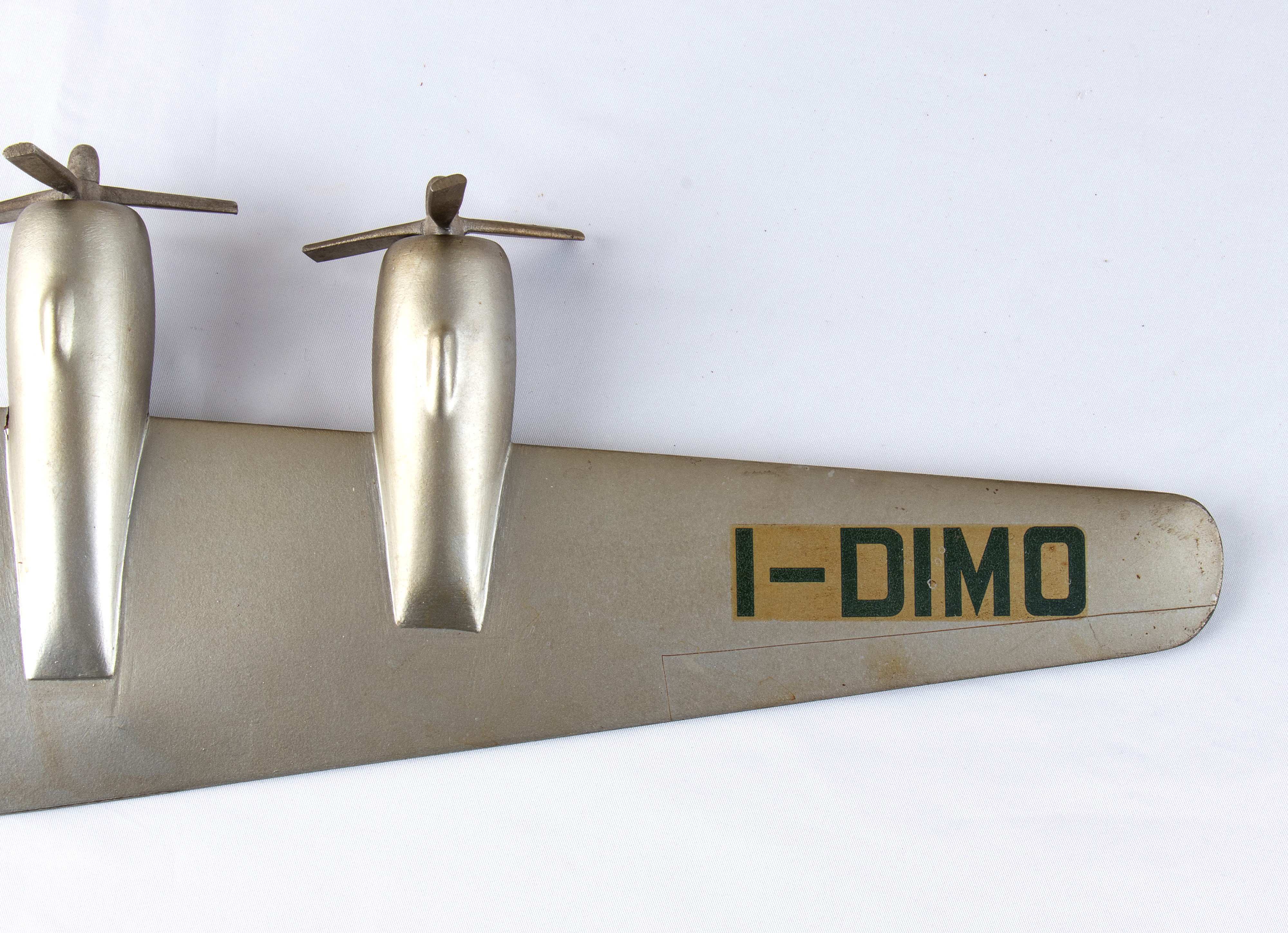 Alitalia , Douglas DC-6b