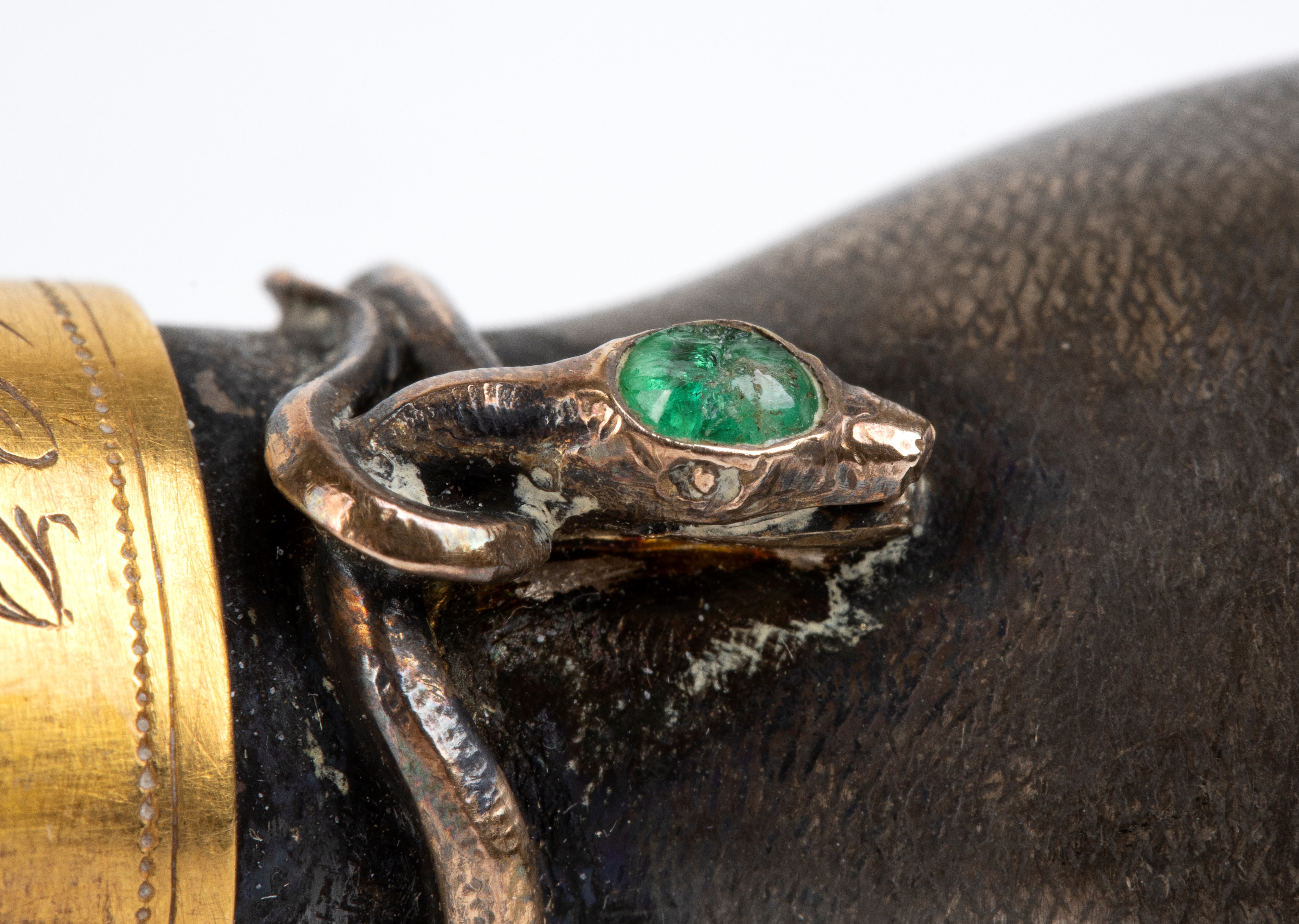 Frustino da Cavallo Francese in Corno con Pomolo in Argento
