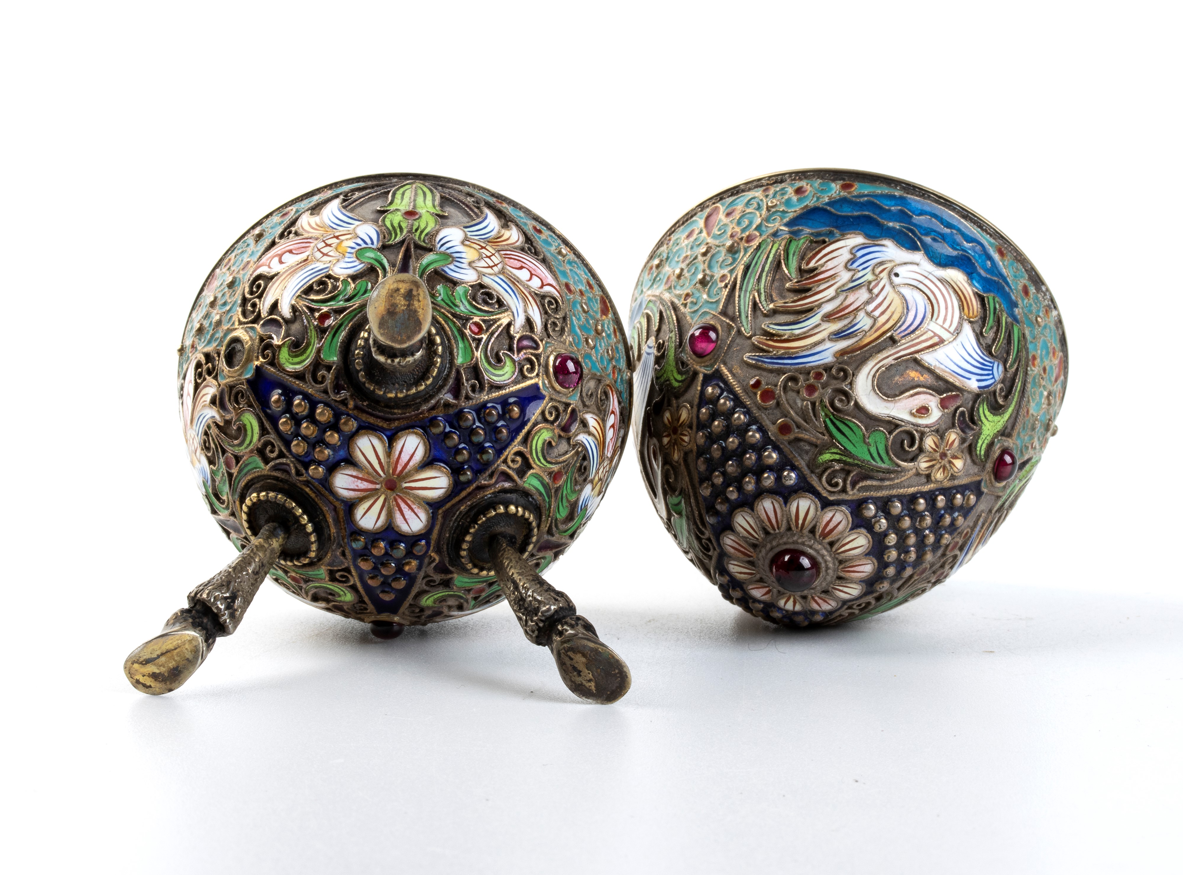 Uovo in Argento e Smalti Cloisonnè