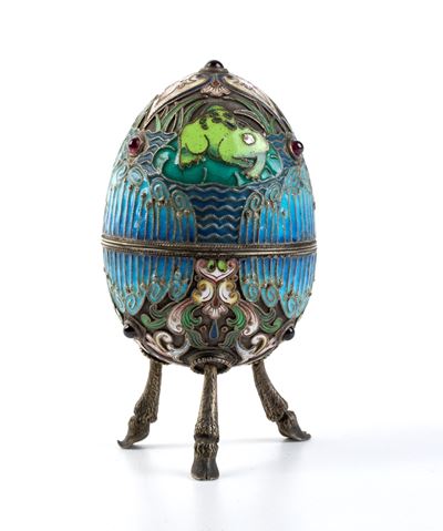 Uovo in Argento e Smalti Cloisonnè