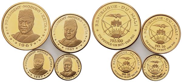 MALI. Serie di 4 monete commemorative del 1967. Au 900 (complessivamente 59,31 g). 100 franchi (32,03 g; 34,39 mm); 50 (16,02 g; 28,28 mm); 25 (7,99 g; 21,96 mm); 10 (3,27 g; 19,27 mm)  - Asta Monete e medaglie medievali e moderne italiane ed estere - Bertolami Fine Art - Casa d'Aste