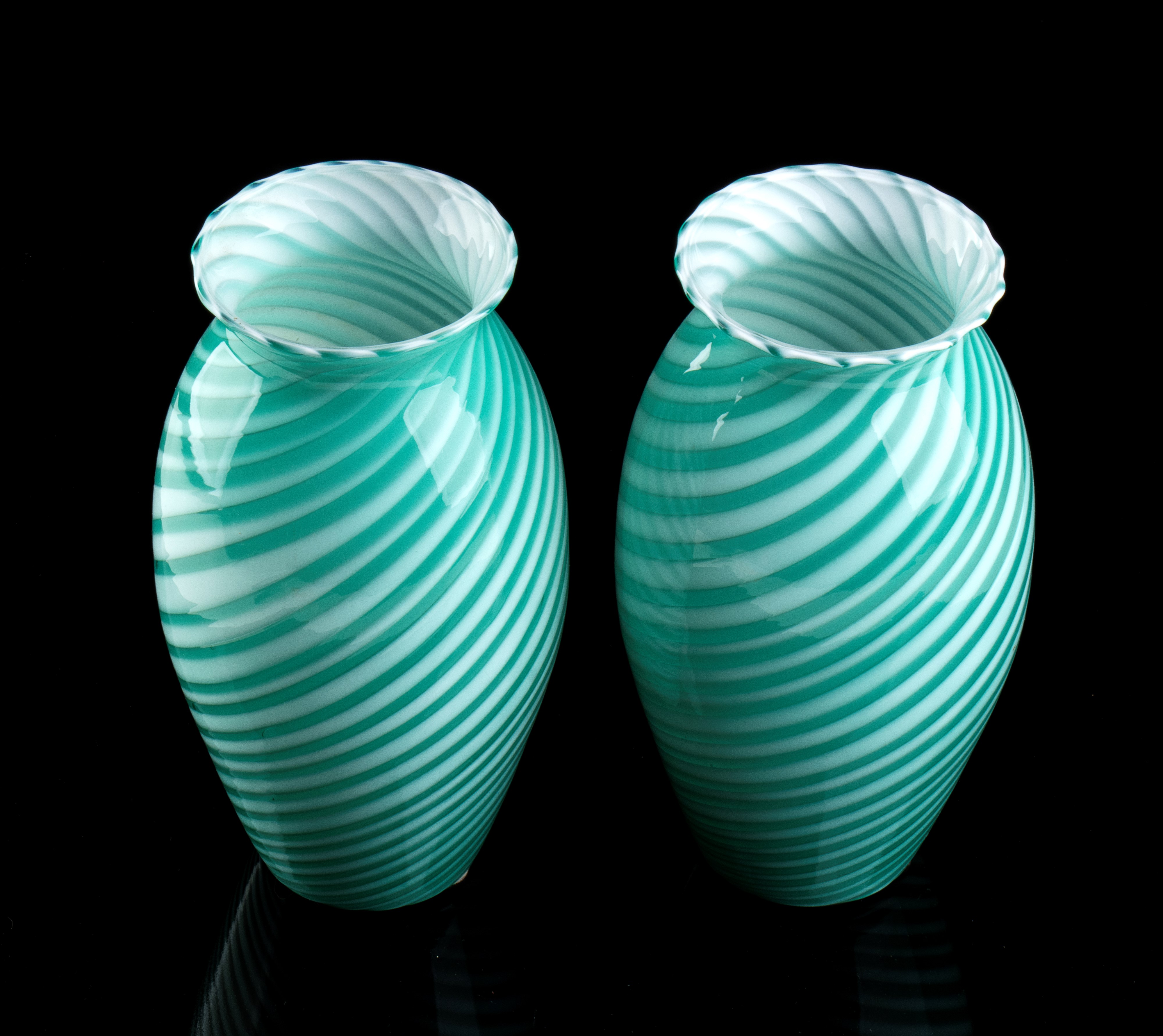 Coppia di Vasi in Vetro di Murano