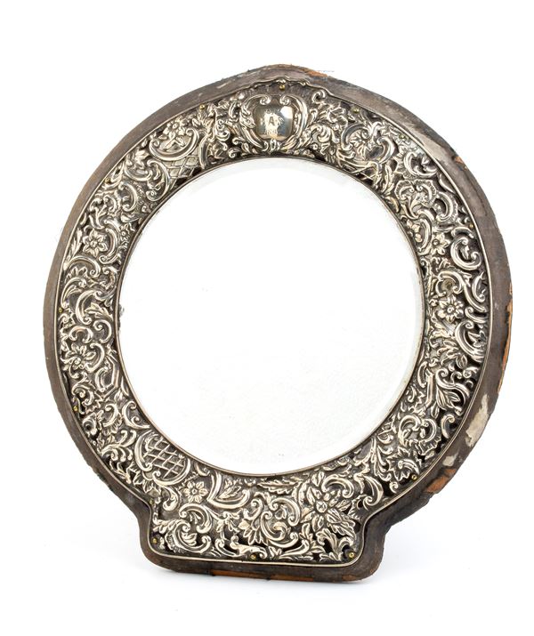 James Deakin &amp; Sons (John &amp; William F Deakin) - Sterling silver English table mirror