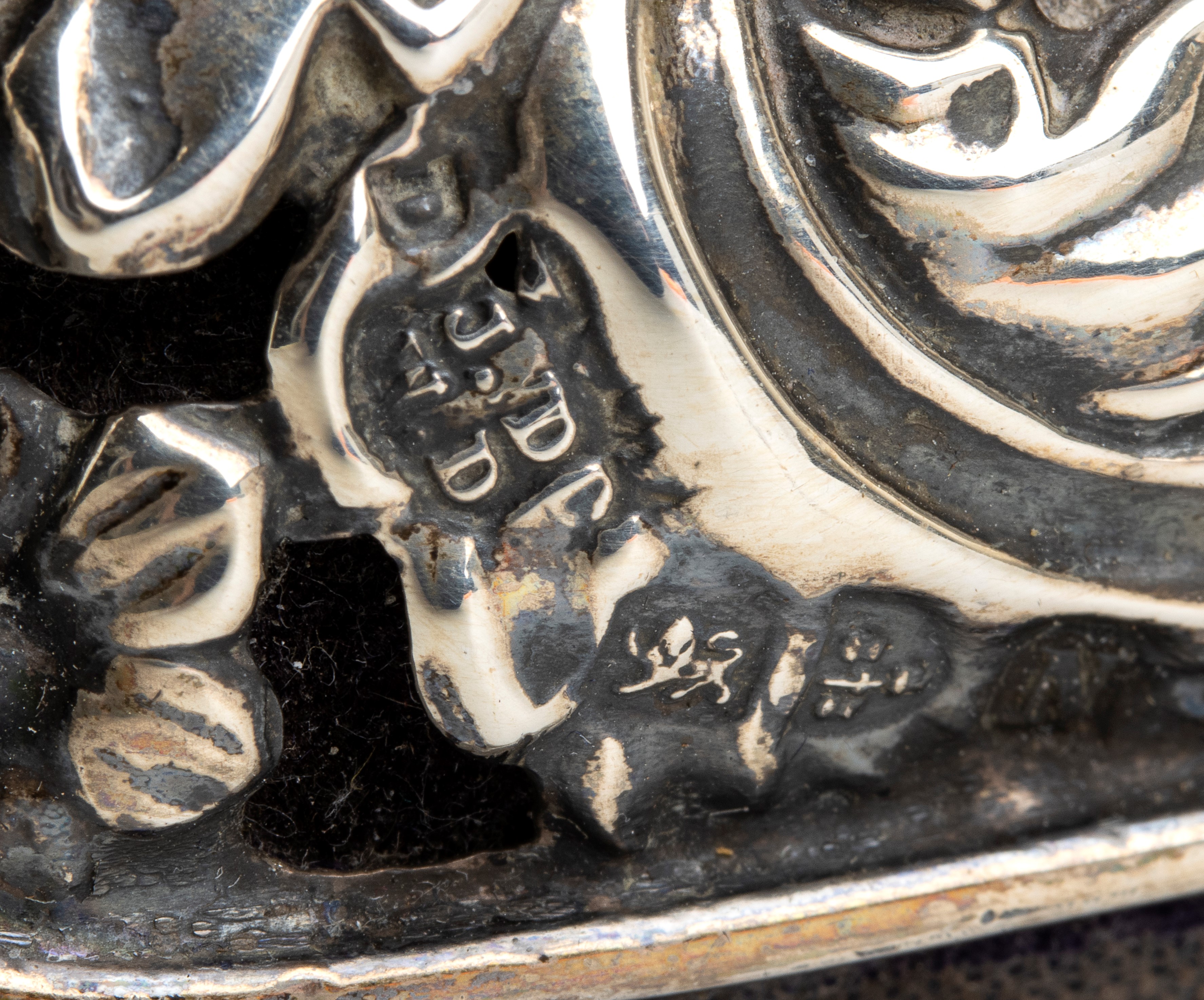 James Deakin & Sons (john & William F Deakin) - Specchiera Inglese in Argento