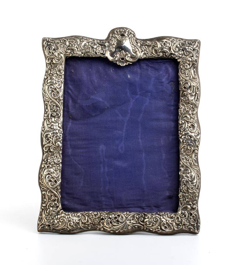 Henry Matthews - Cornice Inglese in Argento