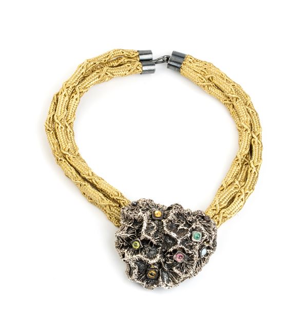 Golden silk necklace with pendant