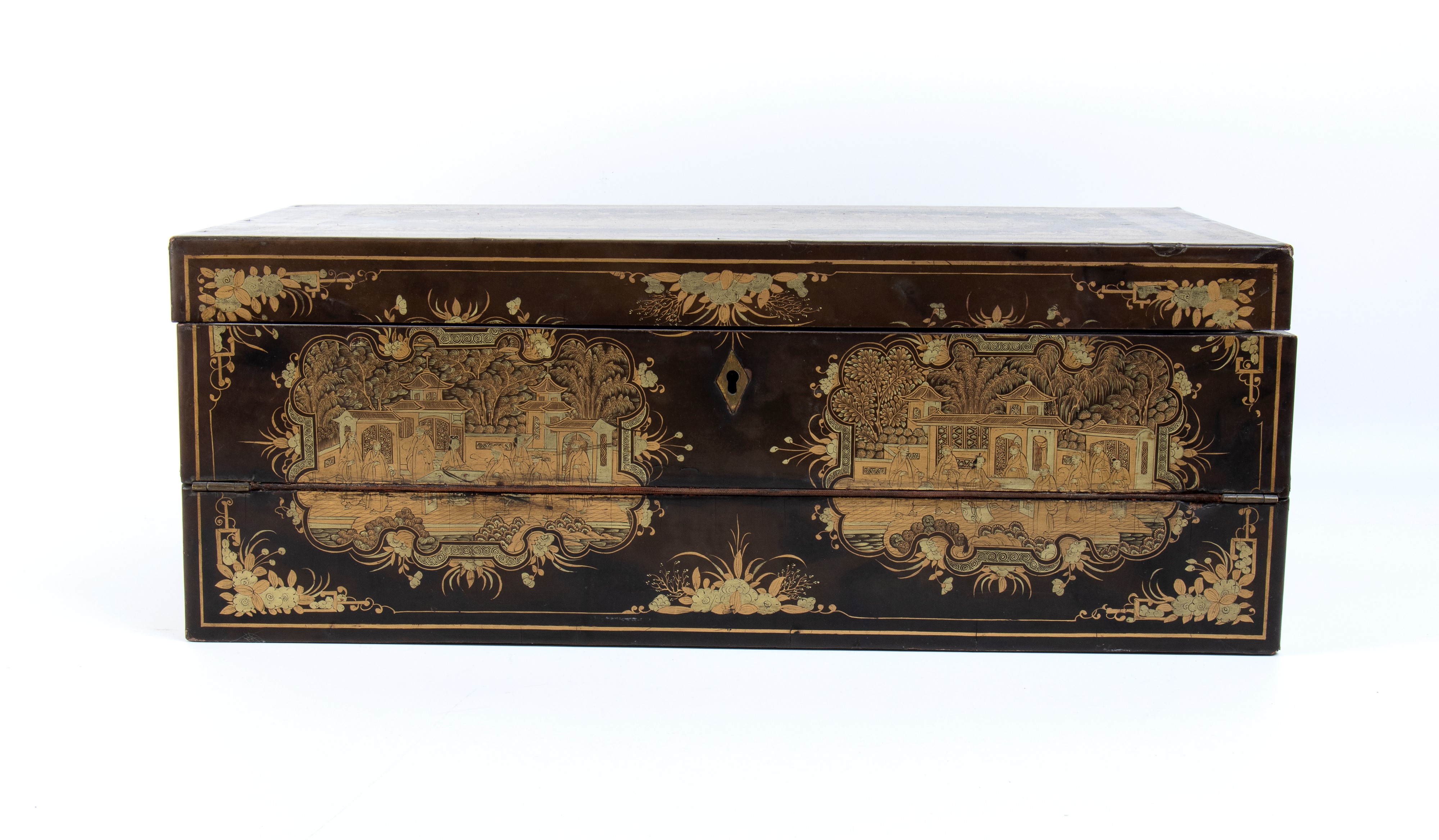 SCATOLA CON COPERCHIO IN LEGNO LACCATO E DORATO