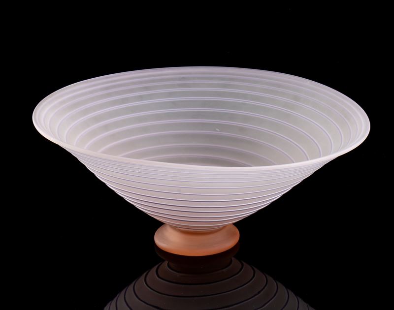Centrotavola, vetro di Murano, rosa con motivo spiraliforme
